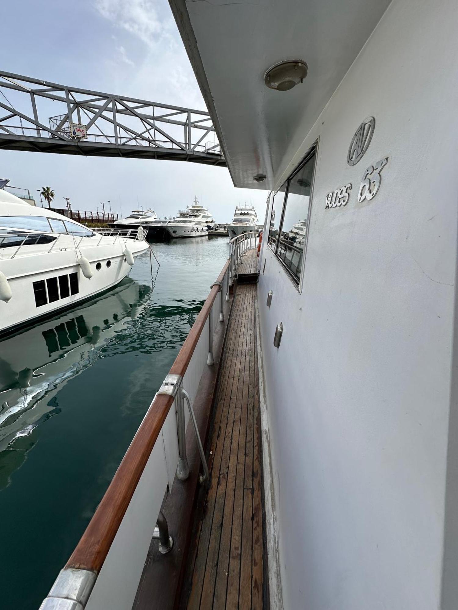 Habitacion Marineria Boat Aloha Barcelona Exterior photo